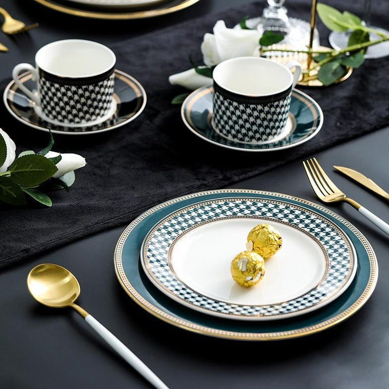 Plaid Dinnerware Set