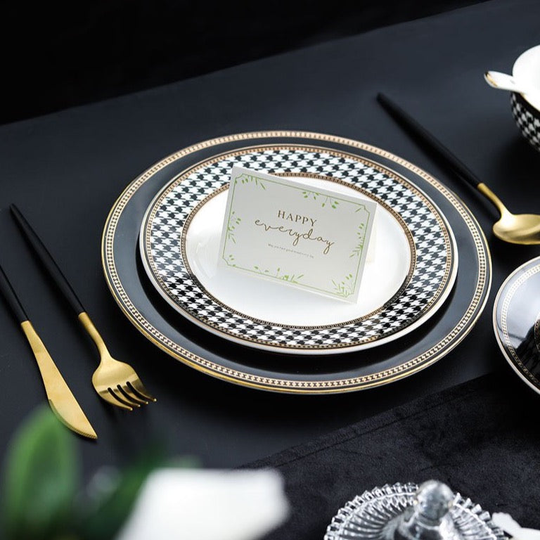 Plaid Dinnerware Set